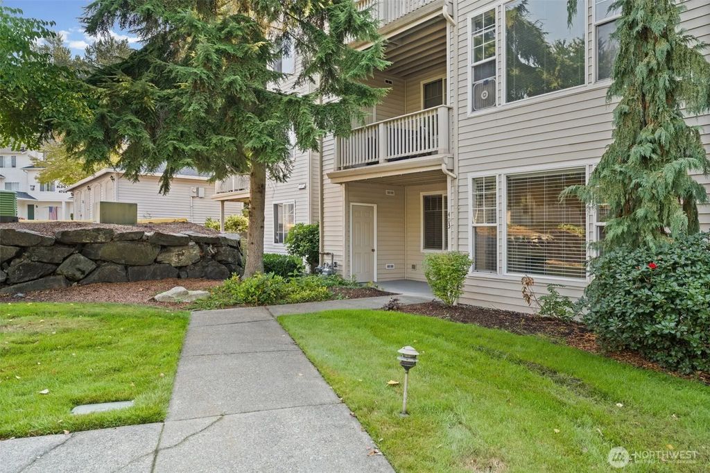 4714 Mill Pond Drive Se 403, Auburn