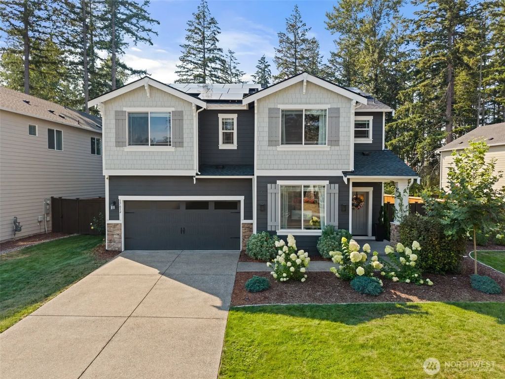 17614 Crossing Dr E, Puyallup