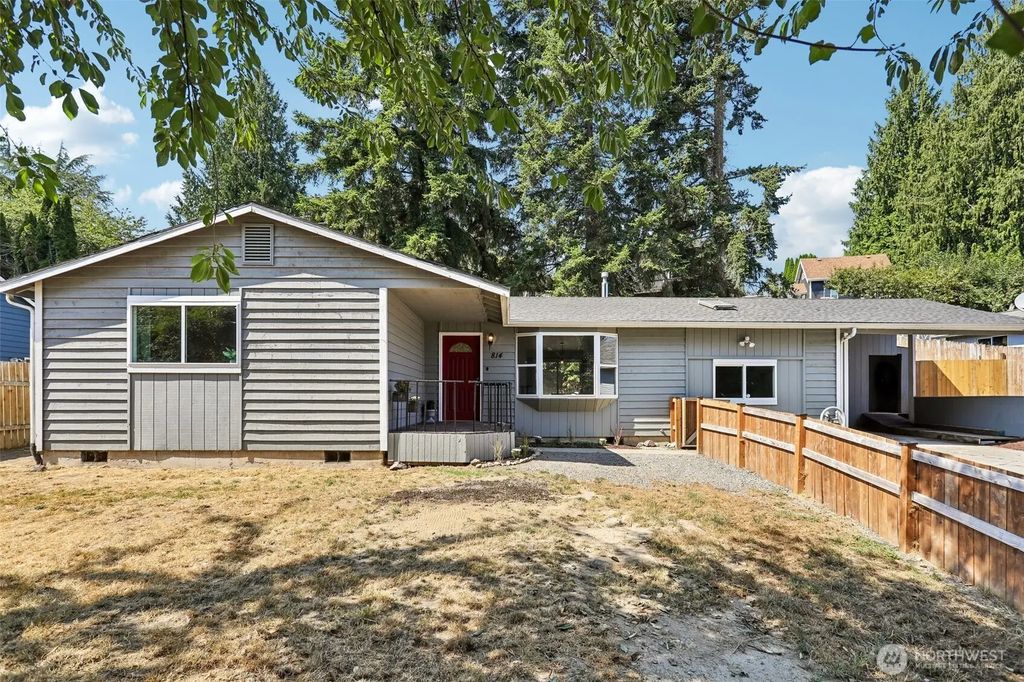 814 S Davies Road, Lake Stevens