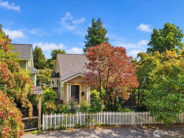 1828 Ne Ravenna Boulevard, Seattle