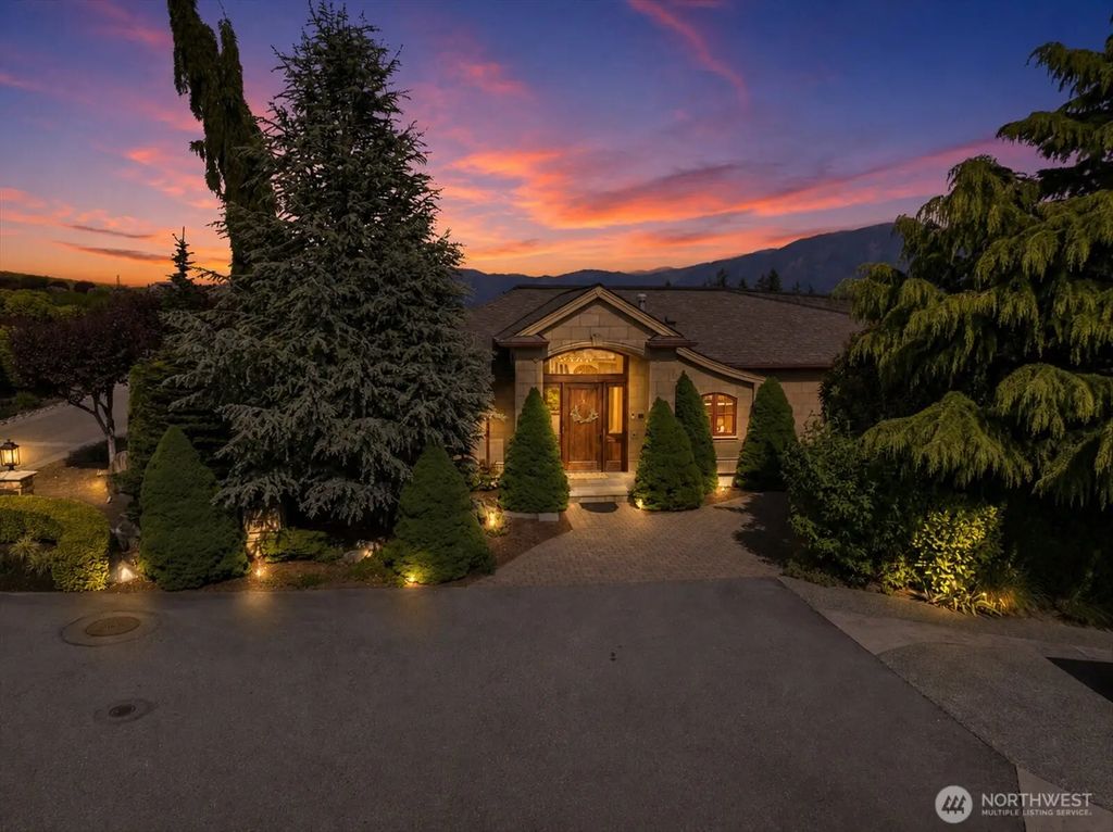 36315 Se Saint Andrews Lane, Snoqualmie