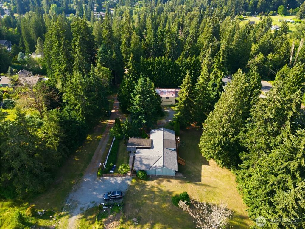 415 118th Avenue E, Edgewood