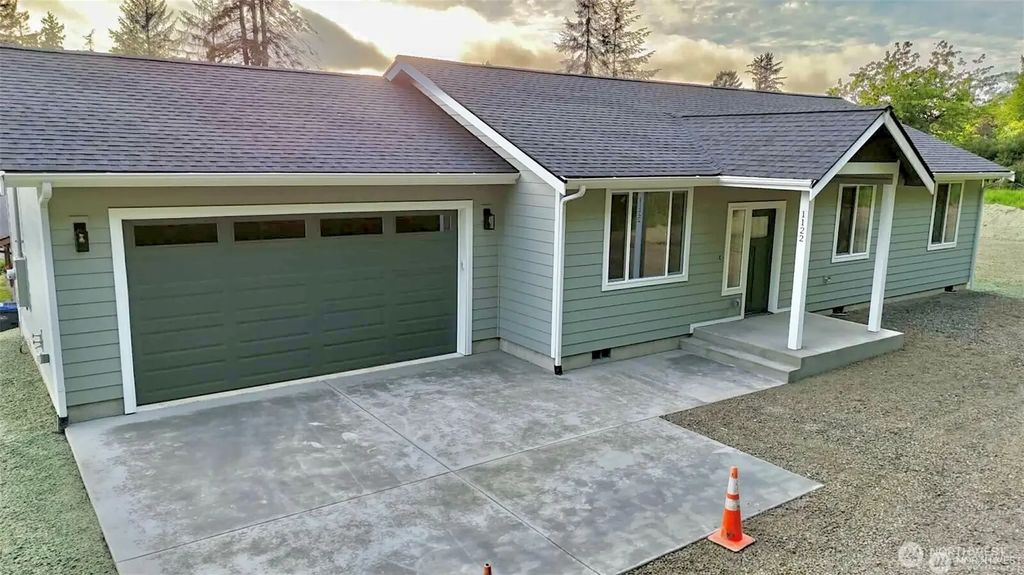 1122 Tecumseh Street, Aberdeen
