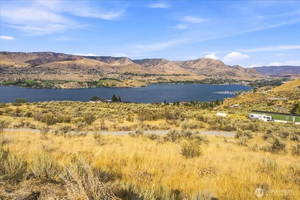 64 Chelan Butte Rd, Chelan
