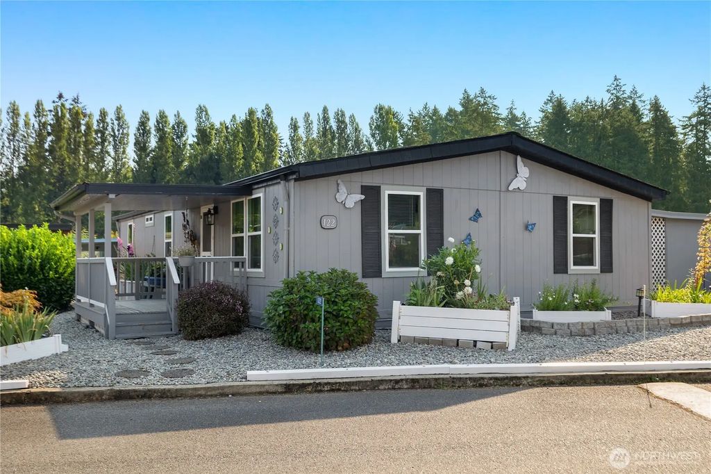 4805 Cushman Road Ne 122, Olympia