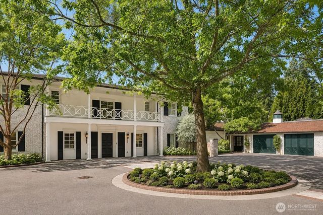 72 Olympic Drive Nw, Shoreline