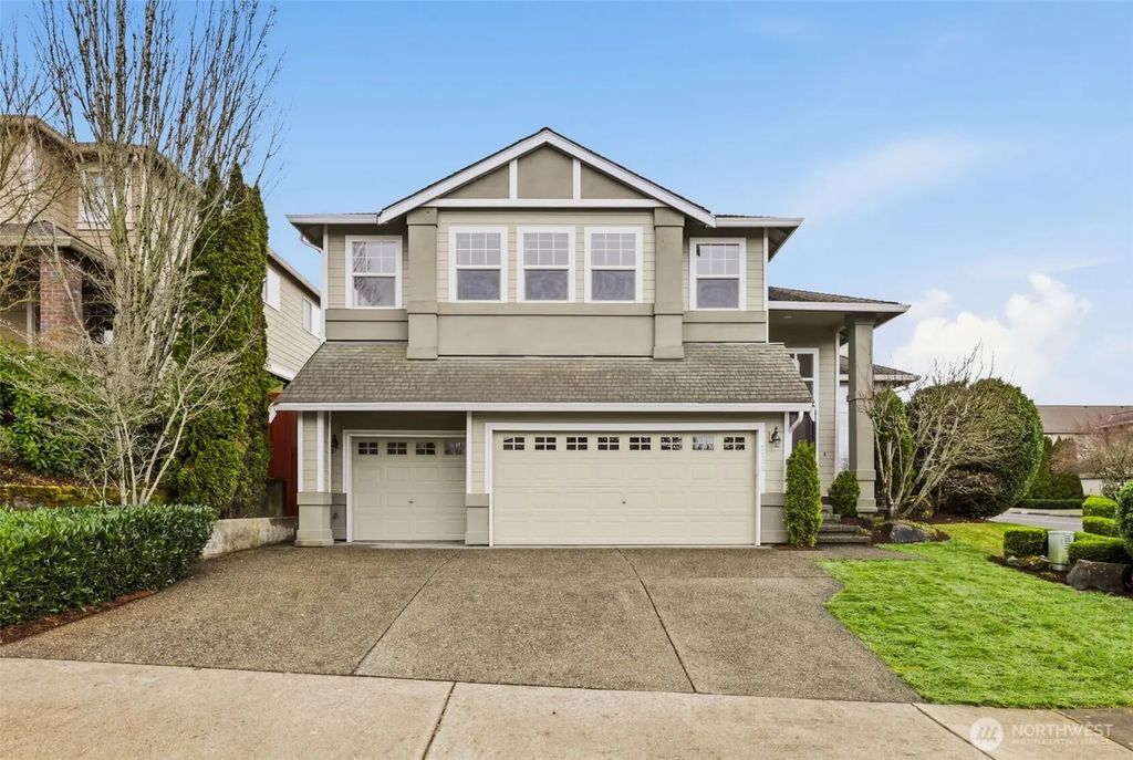 2005 Ne 35th Place, Renton