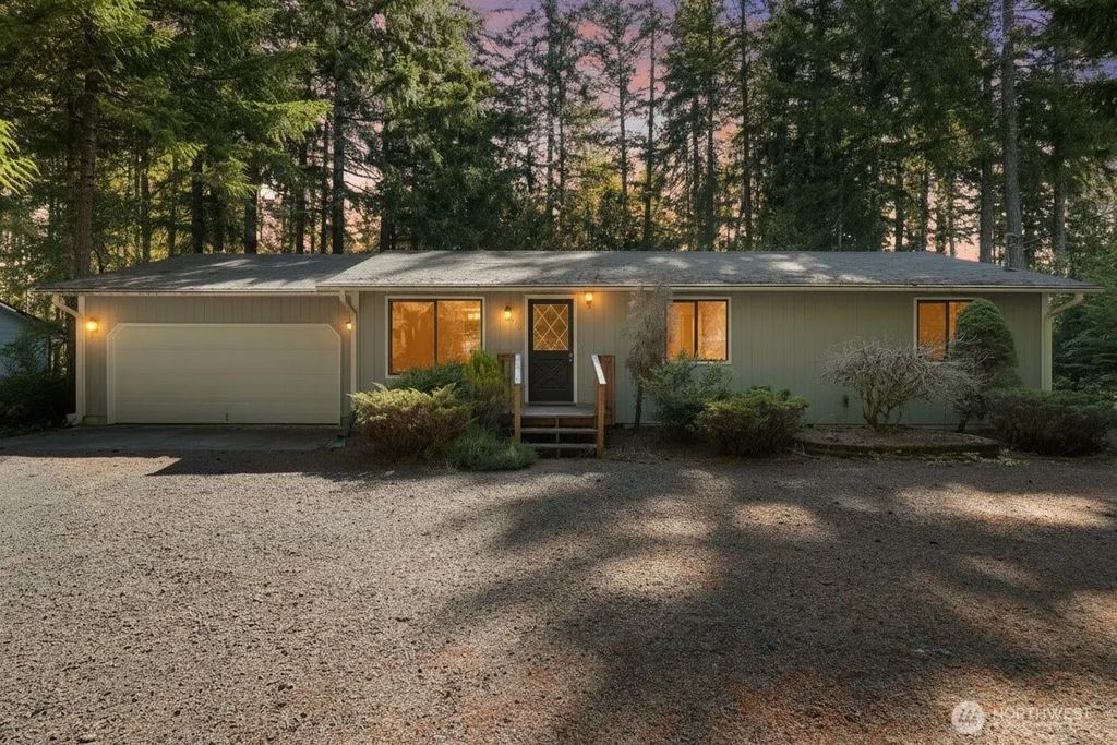 620 E Aycliffe Drive, Shelton