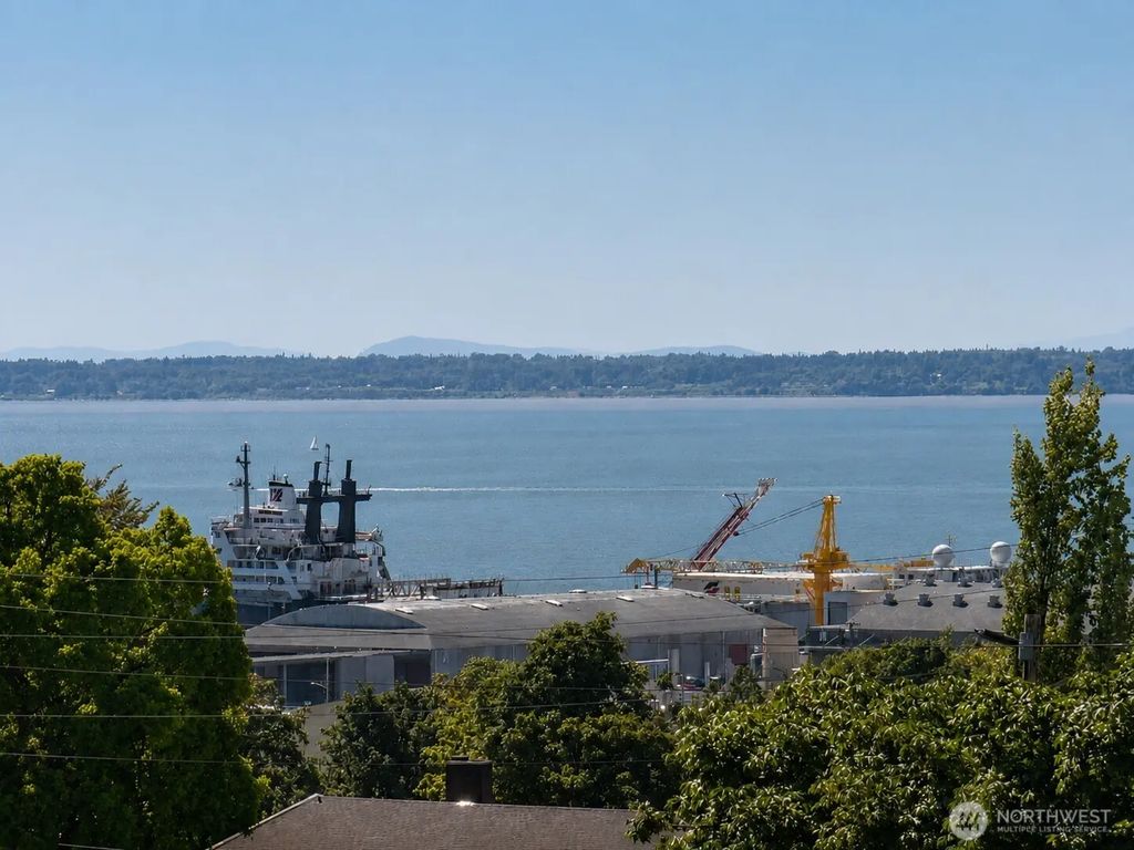 1016 N Garden Street 301, Bellingham