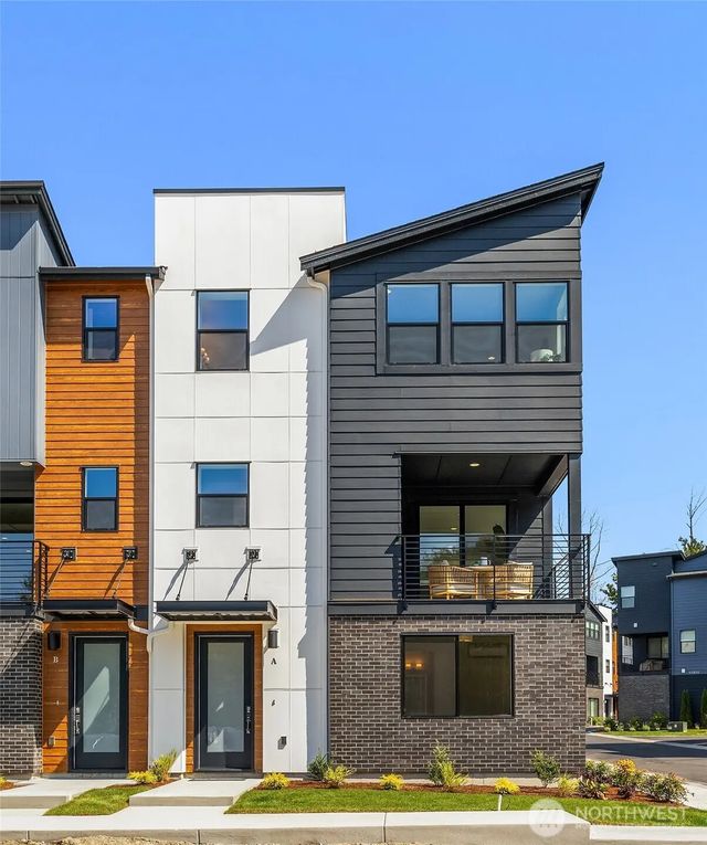 10811 (hs 109) 120th Lane Ne A, Kirkland
