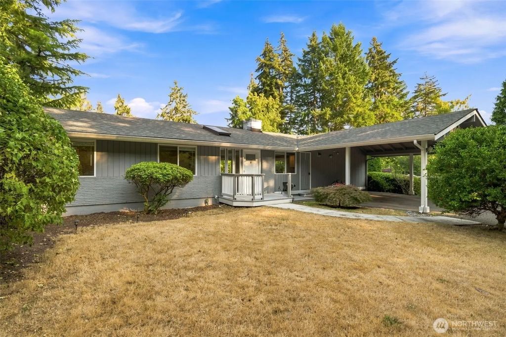 136 128th Avenue Ne, Bellevue