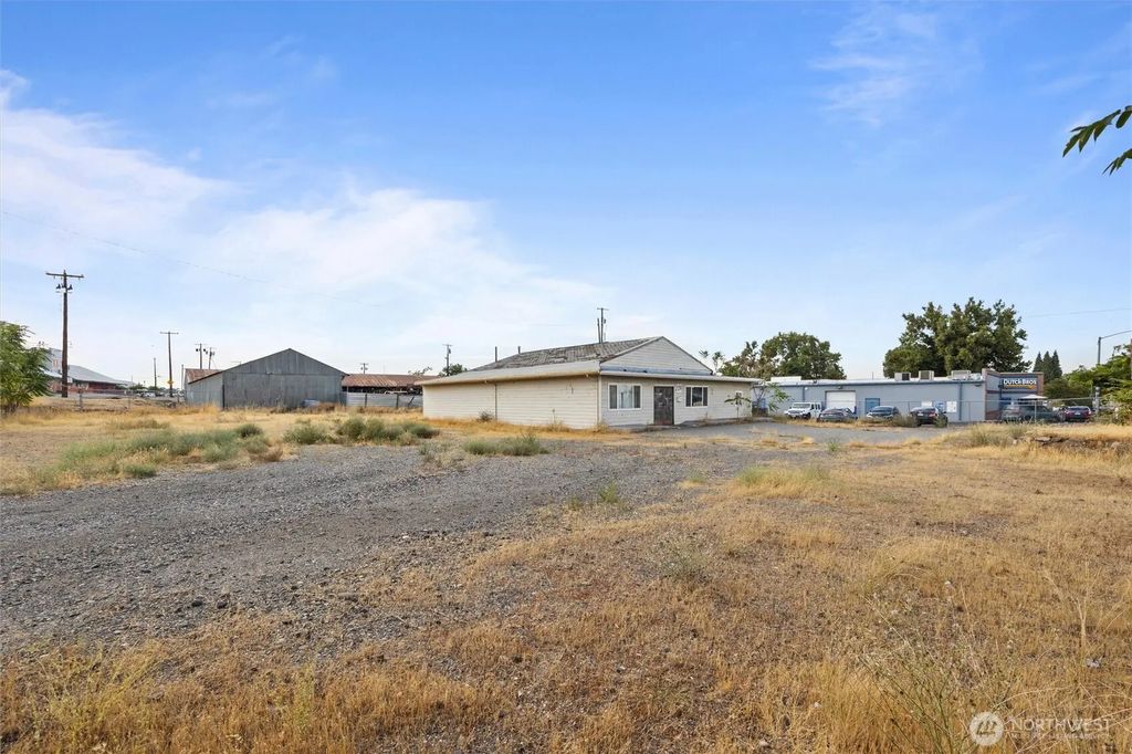 209 N Washington Street, Kennewick