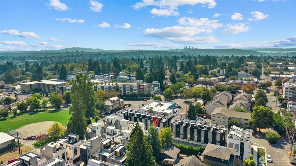 9211 A 14th Avenue Nw, Seattle