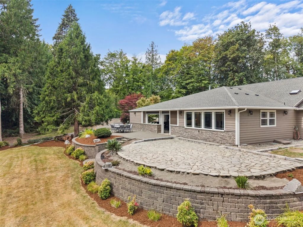 3301 Gravelly Beach Loop Nw, Olympia