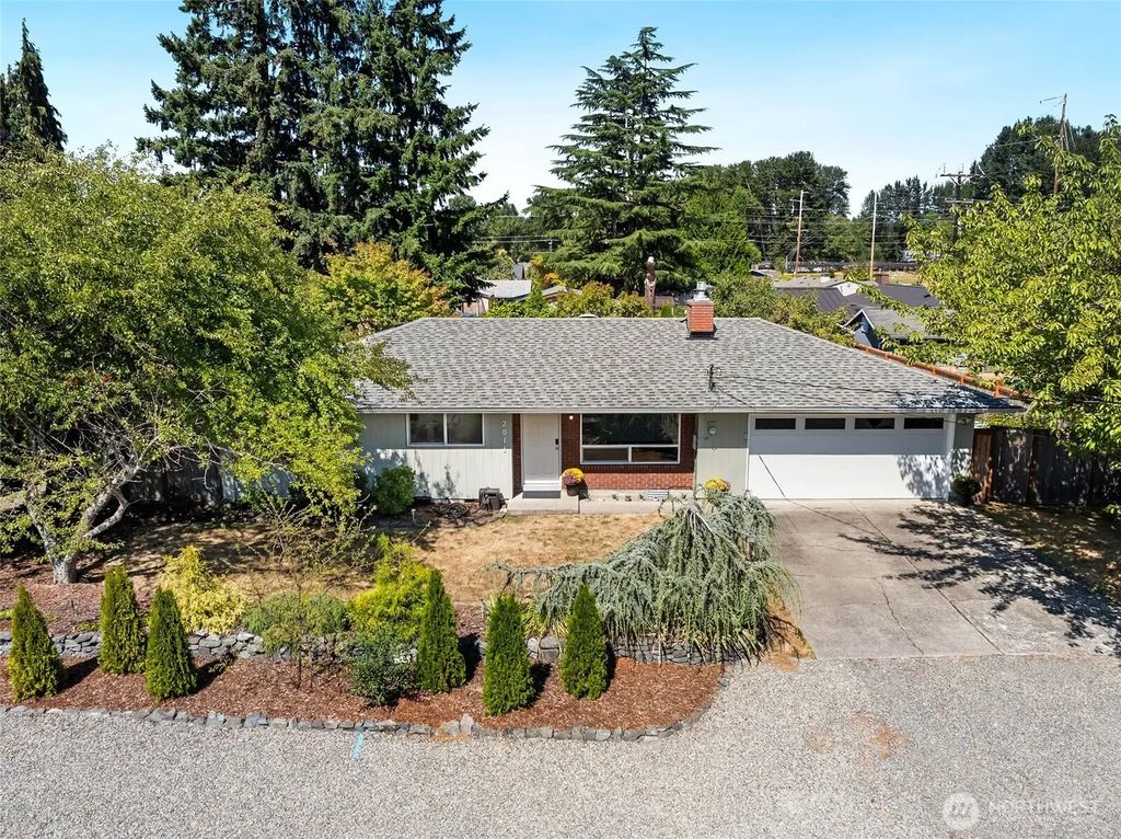 2011 8th Avenue Se, Puyallup