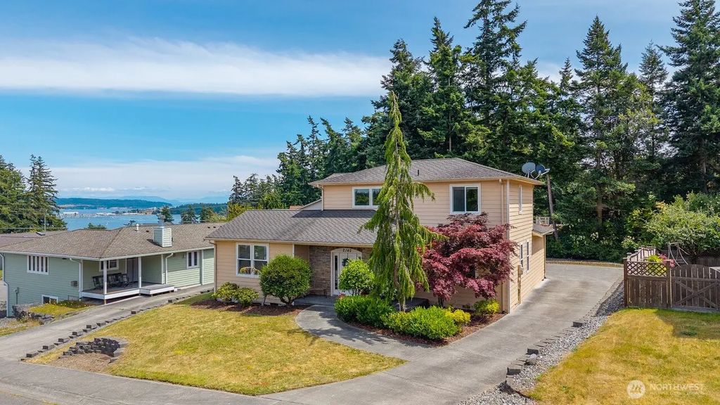 2140 Sw Vista Park Drive, Oak Harbor