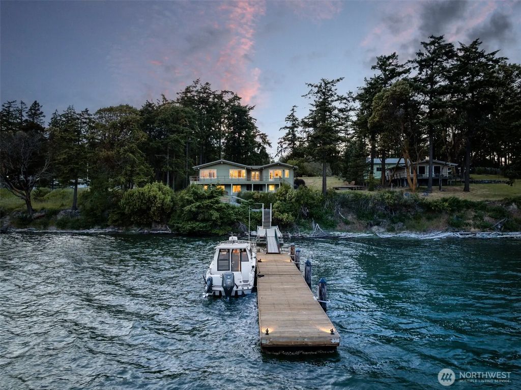 1794 Bayshore Road, Lopez Island
