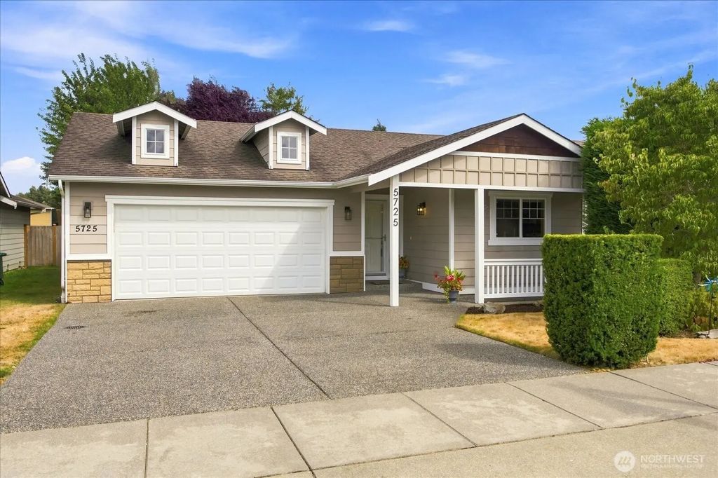 5725 121st Place Ne, Marysville