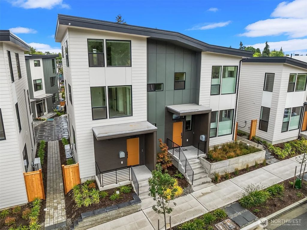 4106 30th Avenue S, Seattle