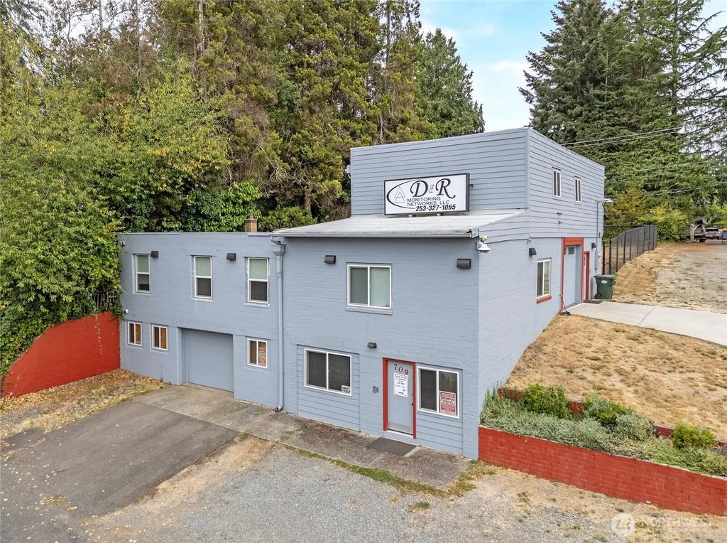709 106th Street S, Tacoma