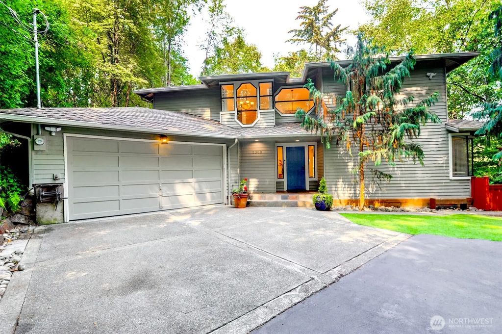 2308 Ne 123rd Street, Seattle