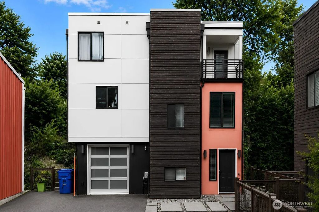 2122 Ne 89th Street, Seattle