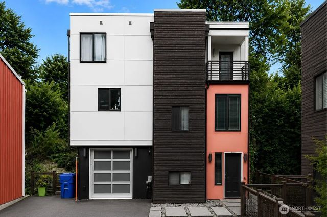 2122 Ne 89th Street, Seattle