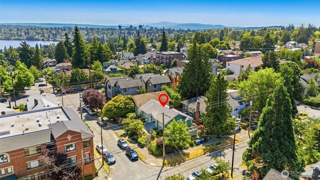303 N 64th Street, Seattle