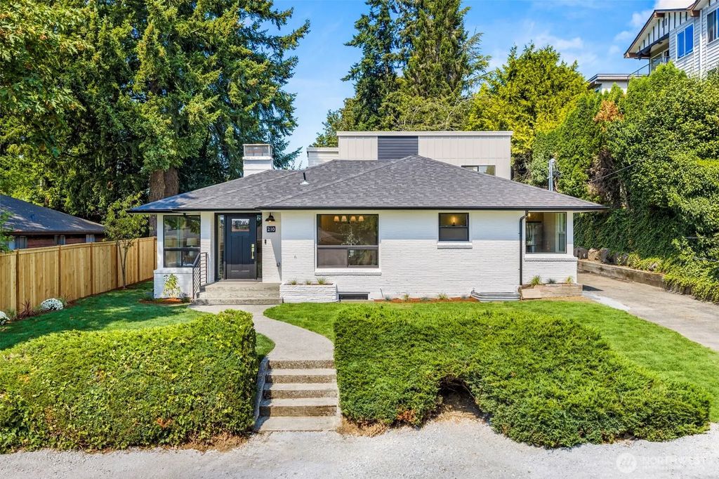 210 N 115th Street, Seattle