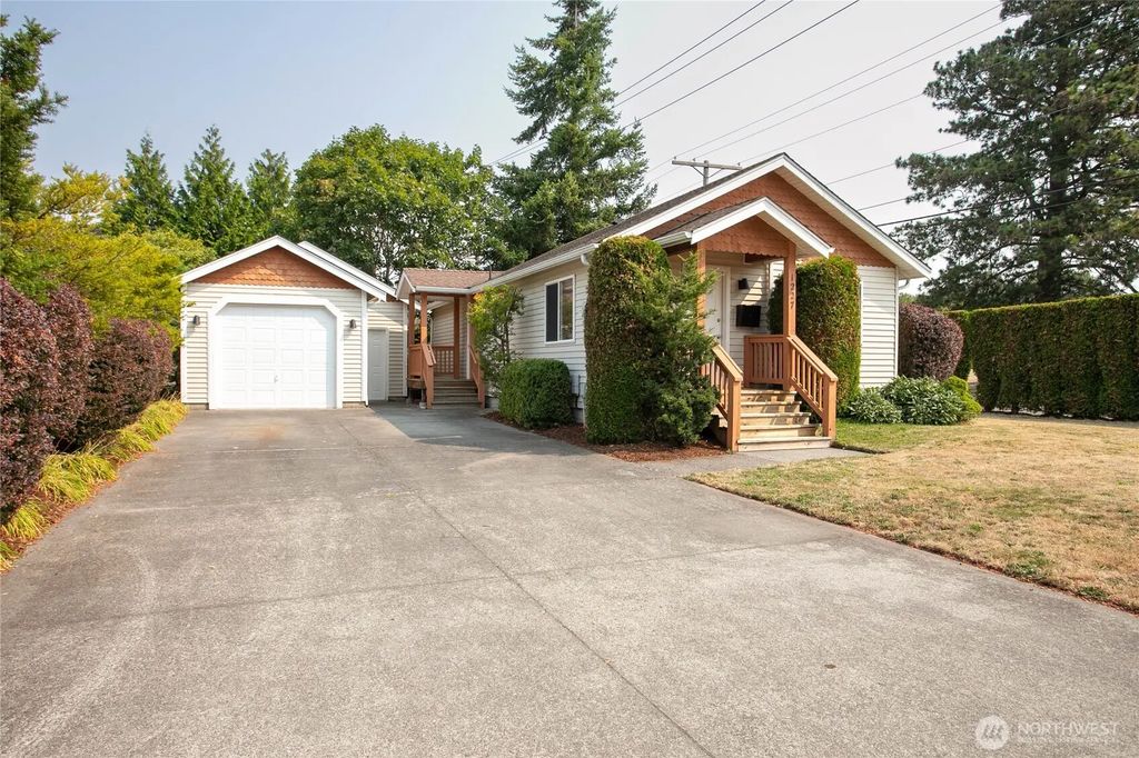 1227 E Indiana Street, Bellingham
