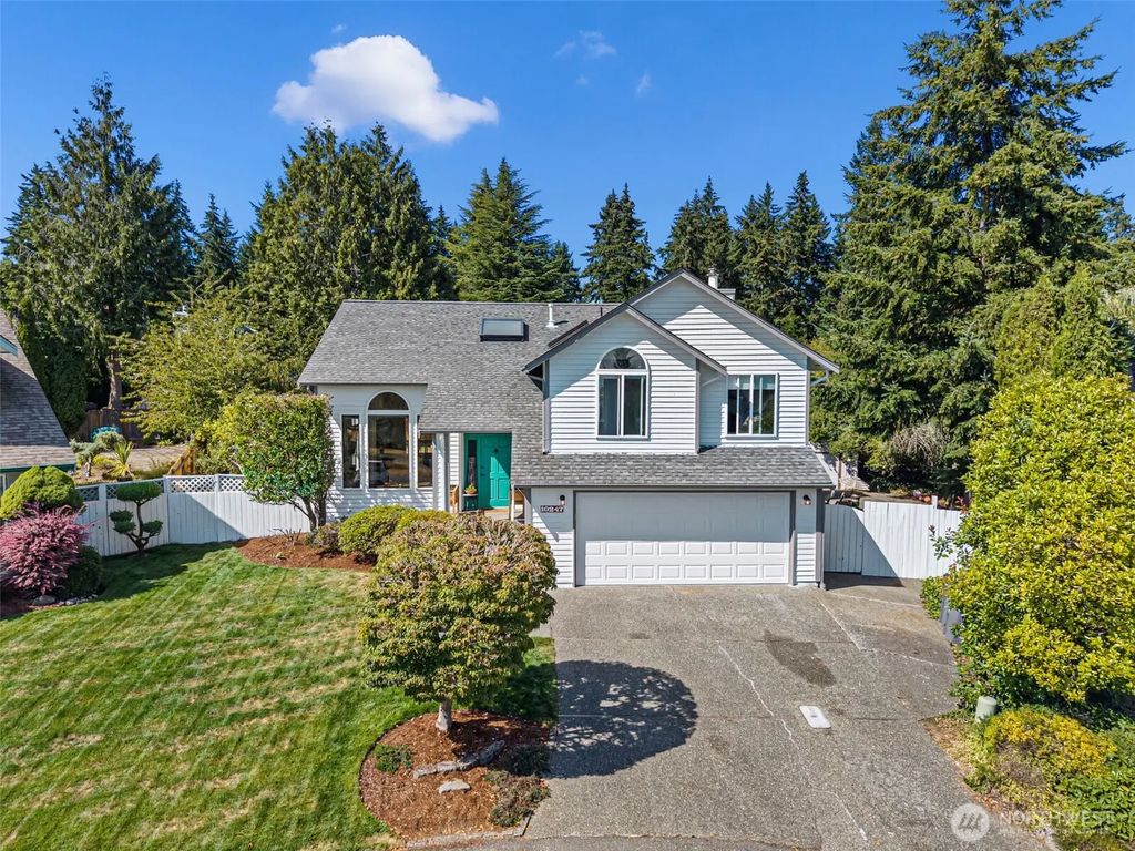 10247 Hamilton Place Nw, Silverdale