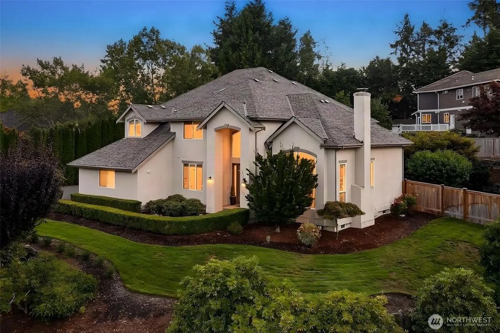 475 Sw 345th St, Federal Way