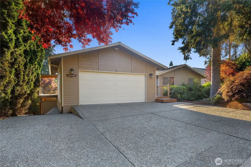 13730 Se 23rd Lane, Bellevue