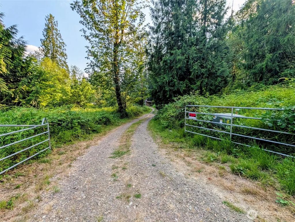 30503 Ne 178th Place, Duvall