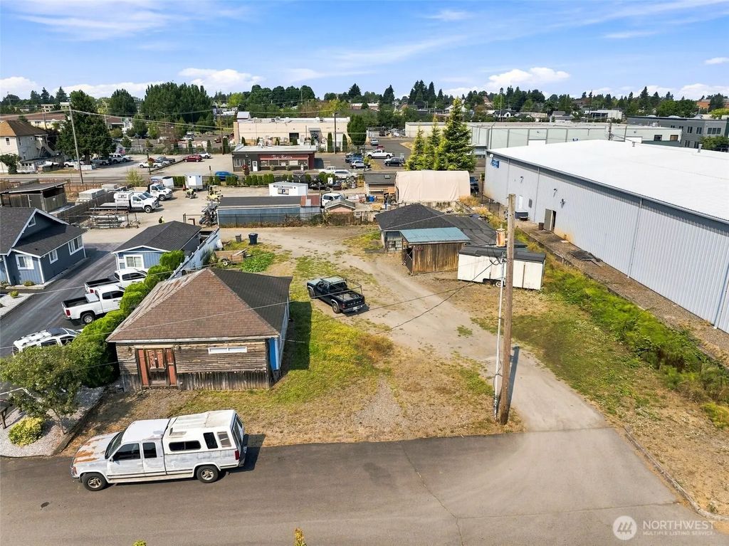 1642 3rd Street, Enumclaw