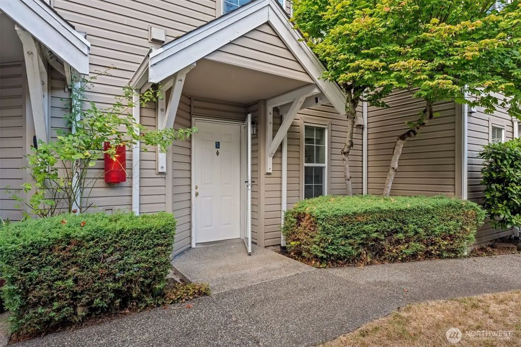 2100 S 336th Street P4, Federal Way