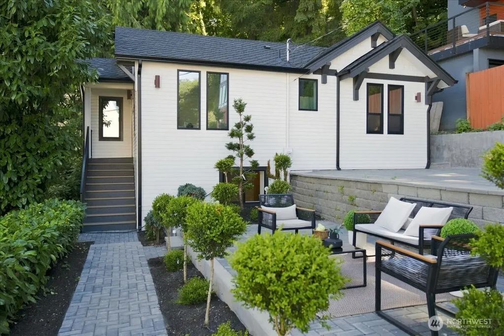 4011 Sw Maryland Place, Seattle