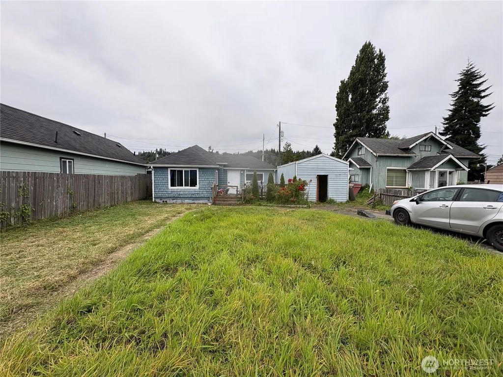 2615 Bay Avenue, Aberdeen