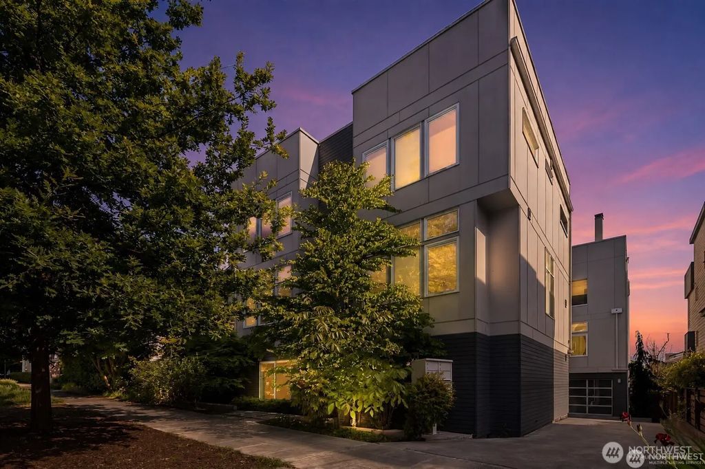 2409 Nw 64th Street, Seattle