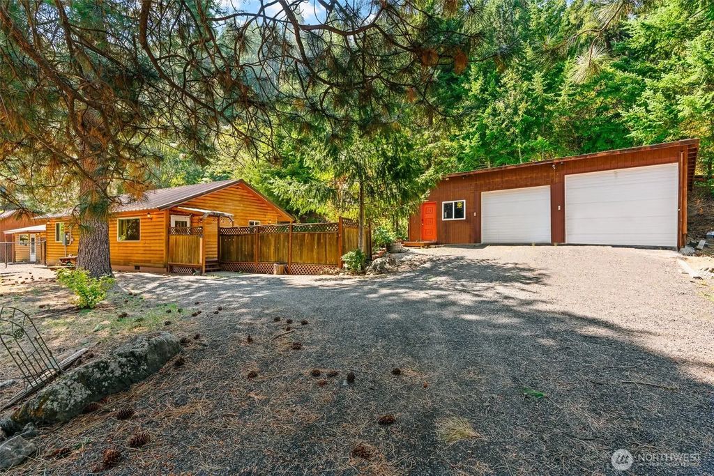 150 Pine Cliffs Drive, Naches