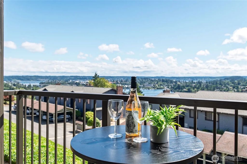 3350 Narrows View Lane Ne 203, Bremerton