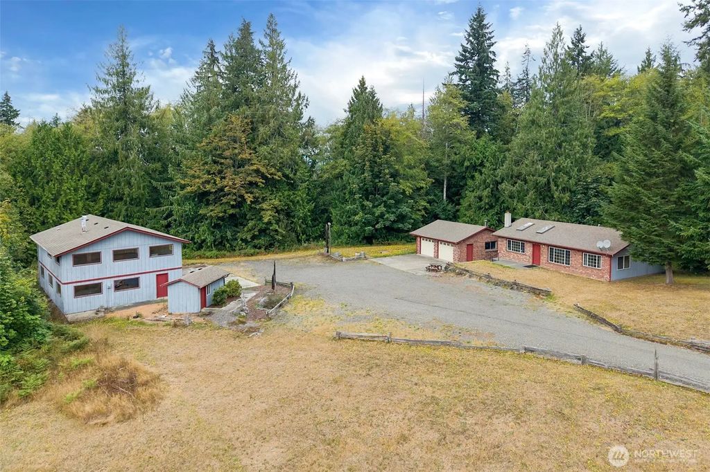 572 Dodger Lane, Port Angeles