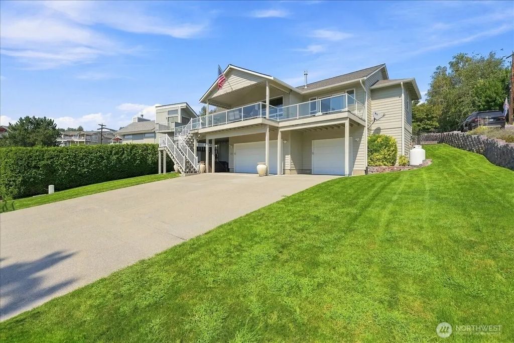 75 Coral Street, Manson