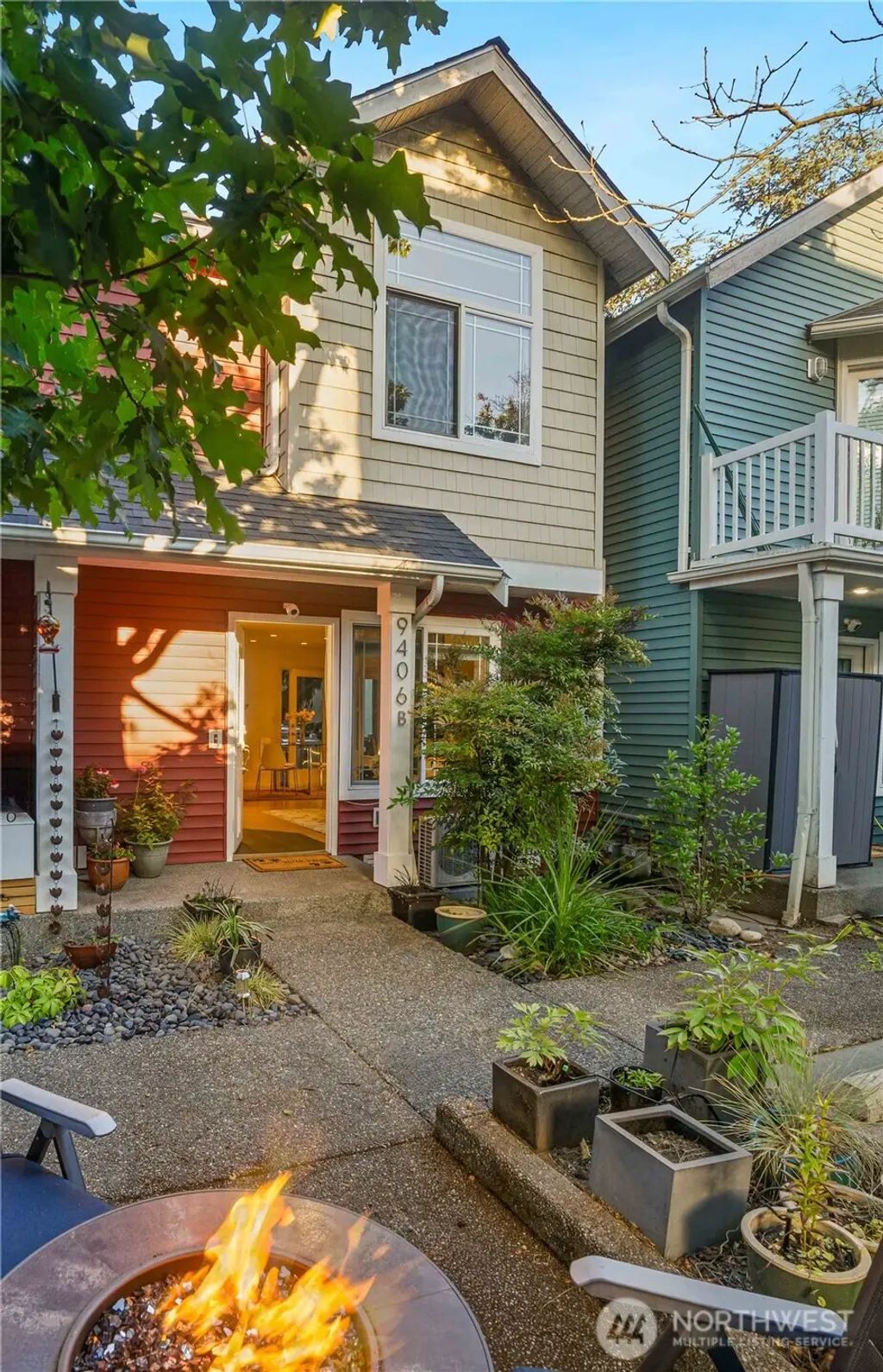 9406 Linden Avenue N B, Seattle