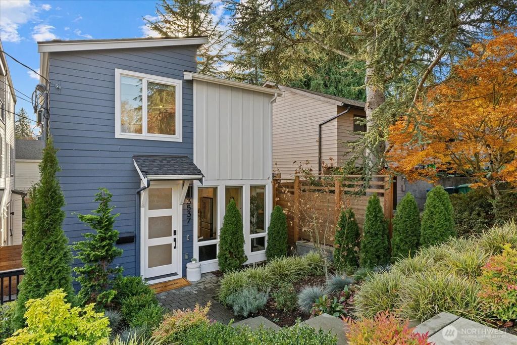 3537 Ne 93rd Street, Seattle