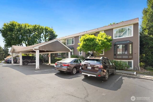 12708 Ne 144th Street B-104, Kirkland