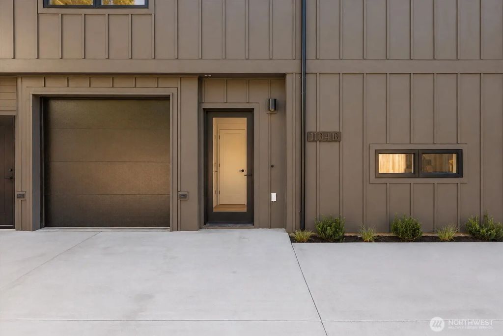 11341 B 23rd Avenue Ne, Seattle