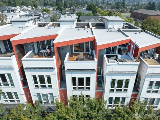 6704 15th Avenue Nw, Seattle