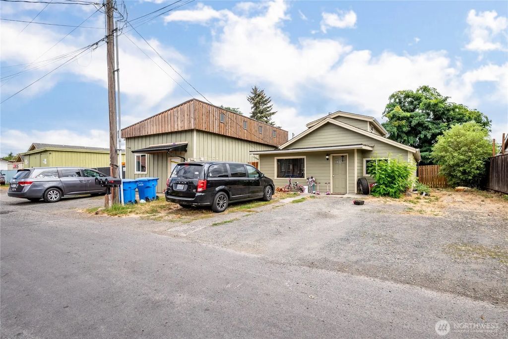1408 S. 5th, Kelso