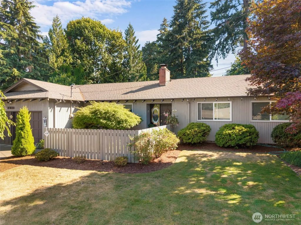 1921 Parkwood Drive Se, Olympia
